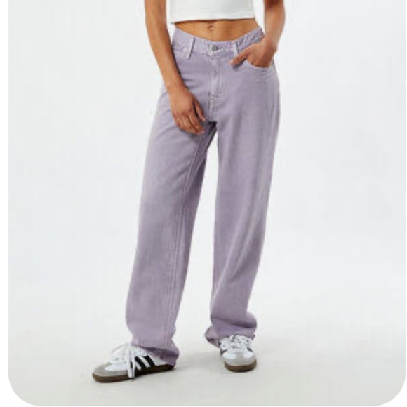Levi's Denim - Levi's Lavender ‘94 Baggy Mid-Rise Straight 100% Cotton Jeans - Unique!!